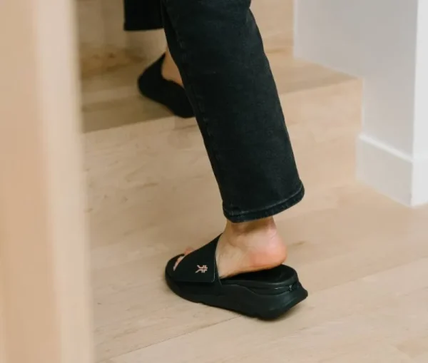 moment_2-3.webp Women KURU Footwear Slip-Ons | Sandals>MOMENT