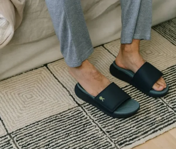 KURU Footwear Slip-Ons | Sandals>MOMENT
