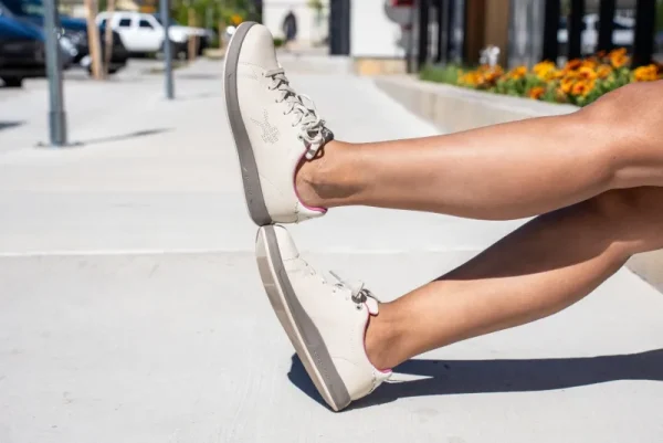 roam_3-5.webp Women KURU Footwear Sneakers>ROAM