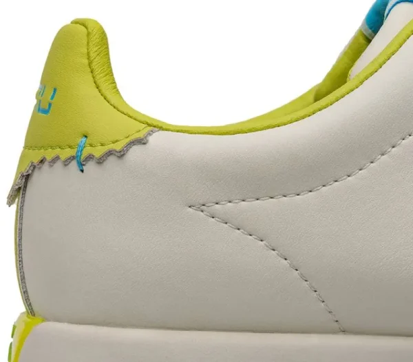 Women KURU Footwear Sneakers>ROAM